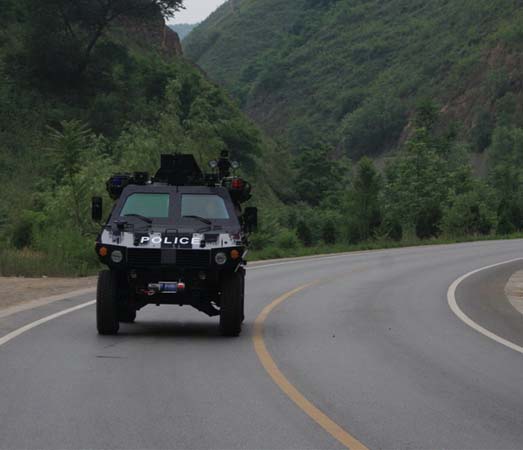 Vehicle traveling on mountain road